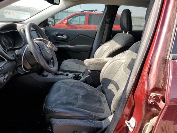 2019 Jeep Cherokee Trailhawk Elite with VIN 1C4PJMBNXKD147403, listed as a Copart auction lot 61609245 with 58,636 mi miles and Clean title. Bid and sale history available at DreamBid. Image 7.