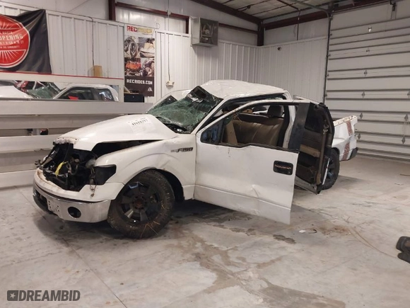2010 Ford F-150 XL with VIN 1FTEX1CW7AFC92235, listed as a IAAI auction lot 41618357 with 1 mi miles. Bid and sale history available at carsss.com. Image 2.