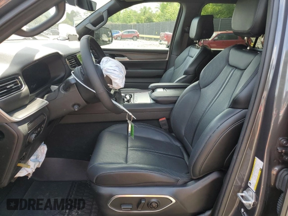 2024 Jeep Wagoneer Series II Carbide with VIN 1C4SJSBP9RS174596, listed as a Copart auction lot 55647095 with 22,966 mi miles and Clean Title. Bid and sale history available at DreamBid. Image 7.