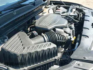 2021 Chevrolet Blazer Premier z VIN 3GNKBFRS5MS502387, wystawiony jako IAAI lot #41492602 z przebiegiem 38 112 mil mil oraz . Historia ofert i sprzedaży dostępna na DreamBid. Obrazek 19.