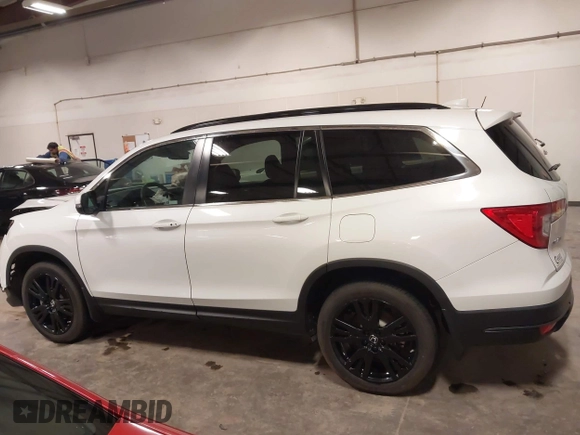2022 Honda Pilot Special Edition with VIN 5FNYF6H27NB105041, listed as a IAAI auction lot 41916708 with 15,848 mi miles and . Bid and sale history available at DreamBid. Image 15.