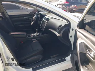 2016 Nissan Altima SV with VIN 1N4AL3AP4GC218983, listed as a IAAI auction lot 41346784 with 167,246 mi miles and . Bid and sale history available at DreamBid. Image 5.