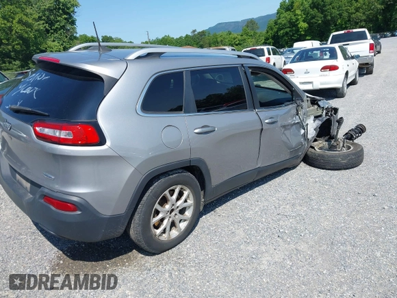 2016 Jeep Cherokee Altitude with VIN 1C4PJMCBXGW183284, listed as a IAAI auction lot 42346167 with 144,493 mi miles and . Bid and sale history available at DreamBid. Image 4.