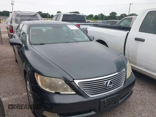 2007 Lexus LS 460 L z VIN JTHGL46F575003643, wystawiony jako IAAI lot #42375198 z przebiegiem Nie podano mil oraz . Historia ofert i sprzedaży dostępna na DreamBid. Obrazek 1.