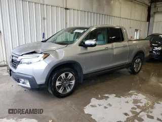 2017 Honda Ridgeline RTL-E z VIN 5FPYK3F77HB002514, wystawiony jako Copart lot #51940305 z przebiegiem 141 219 mil mil oraz Czysty tytuł • Clean title. Historia ofert i sprzedaży dostępna na DreamBid. Obrazek 1.