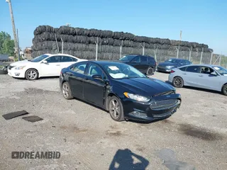 2016 Ford Fusion S z VIN 3FA6P0G75GR109014, wystawiony jako IAAI lot #42567294 z przebiegiem 84 829 mil mil oraz . Historia ofert i sprzedaży dostępna na DreamBid. Obrazek 1.