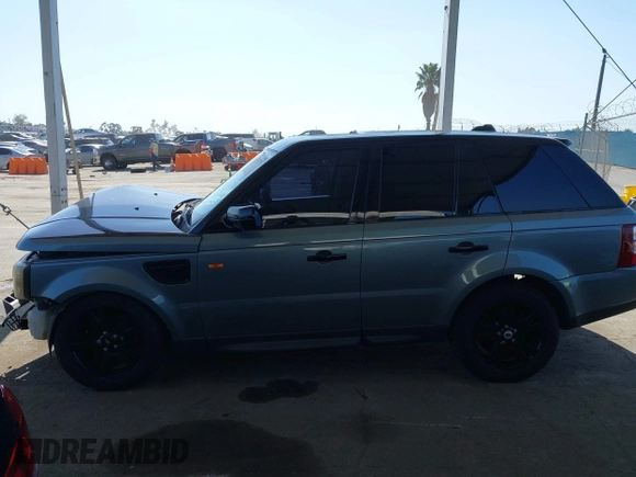 2006 Land Rover Range Rover Sport HSE with VIN SALSF25466A929765, listed as a IAAI auction lot 42204273 with 149,753 mi miles and . Bid and sale history available at DreamBid. Image 15.