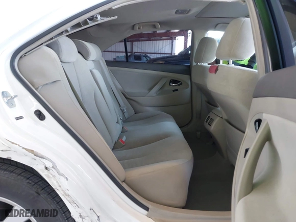 2009 Toyota Camry Hybrid with VIN 4T1BB46K29U095374, listed as a IAAI auction lot 42055250 with 198,962 mi miles. Bid and sale history available at carsss.com. Image 8.