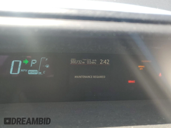 2014 Toyota Prius One with VIN JTDKDTB37E1560007, listed as a Copart auction lot 57527995 with 300,732 mi miles and Clean Title. Bid and sale history available at DreamBid. Image 9.