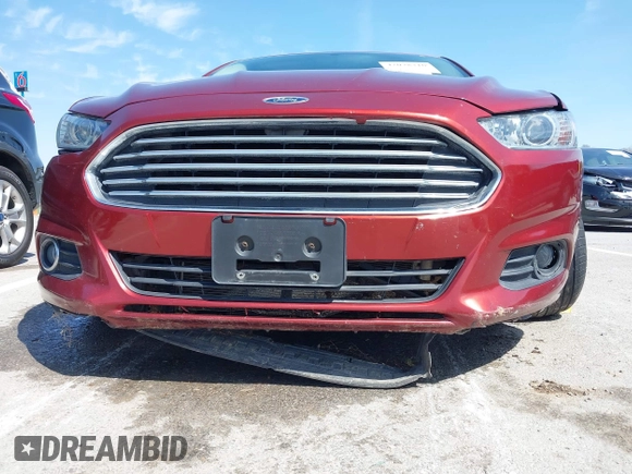 2014 Ford Fusion SE with VIN 3FA6P0HD0ER391323, listed as a IAAI auction lot 42038310 with 101,422 mi miles and . Bid and sale history available at carsss.com. Image 18.
