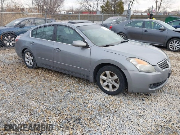 2009 Nissan Altima 2.5 S with VIN 1N4AL21E29N503228, listed as a IAAI auction lot 41631800 with 152,147 mi miles. Bid and sale history available at carsss.com. Image 1.