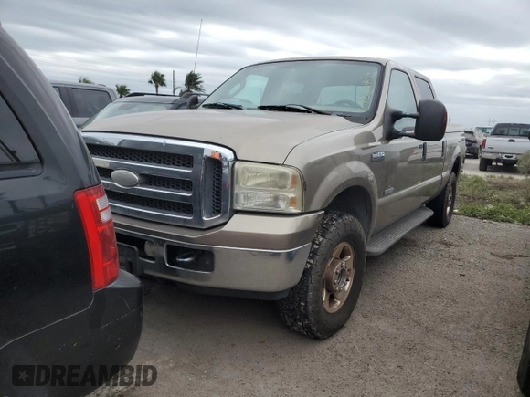 2005 Ford F-250 XL with VIN 1FTSW21P65ED22554, listed as a Copart auction lot 75177884 with 308,817 mi miles and Salvage Title. Bid and sale history available at DreamBid. Image 1.