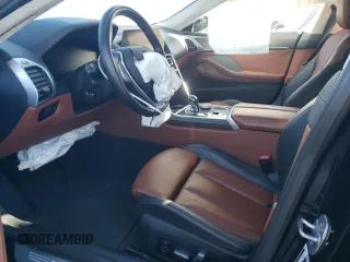 2020 BMW 8 Series 840i с VIN WBAGV4C09LCD70739, выставлен на аукционе Copart как лот 82610014 с пробегом Не указан миль и Списание • Salvage title. История ставок и продаж доступна на DreamBid. Изображение 7.