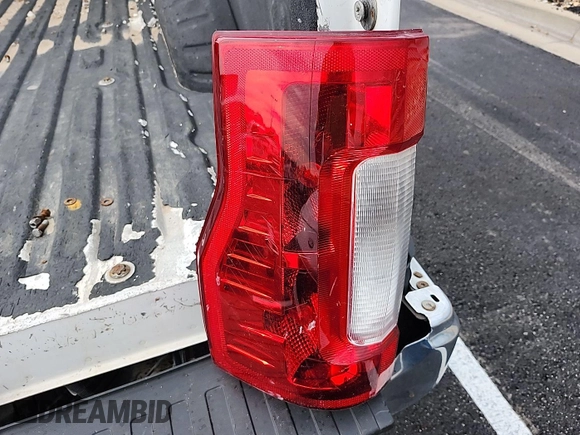 2017 Ford F-250 XL with VIN 1FTBF2A68HEE82088, listed as a IAAI auction lot 42731371 with 144,889 mi miles and . Bid and sale history available at DreamBid. Image 37.