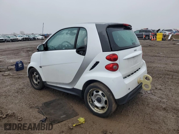 2015 Smart fortwo Passion z VIN WMEEJ3BA3FK791701, wystawiony jako Copart lot #86552704 z przebiegiem 27 313 mil mil oraz Szkoda całkowita • Salvage title. Historia ofert i sprzedaży dostępna na DreamBid. Obrazek 2.
