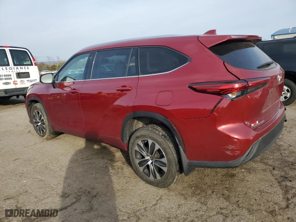 2020 Toyota Highlander XLE with VIN 5TDGZRBH7LS506678, listed as a Copart auction lot 48966645 with 73,176 mi miles and Salvage Title. Bid and sale history available at carsss.com. Image 2.