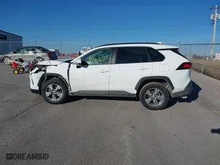 2022 Toyota RAV4 XLE with VIN 2T3P1RFVXNW250254, listed as a IAAI auction lot 41691335 with 81,331 mi miles. Bid and sale history available at carsss.com. Image 14.