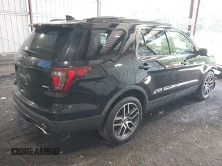 2016 Ford Explorer Sport with VIN 1FM5K8GT8GGB39126, listed as a IAAI auction lot 42543200 with 135,903 mi miles and . Bid and sale history available at DreamBid. Image 4.