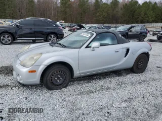 2005 Toyota MR2 z VIN JTDFR320150071553, wystawiony jako Copart lot #84402464 z przebiegiem Nie podano mil oraz Szkoda całkowita • Salvage title. Historia ofert i sprzedaży dostępna na DreamBid. Obrazek 1.
