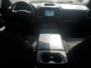 2017 Ford F-150 XL с VIN 1FTEW1CF2HKE45964, выставлен на аукционе Copart как лот 54047535 с пробегом 114 973 миль миль и Списание • Salvage title. История ставок и продаж доступна на DreamBid. Изображение 8.