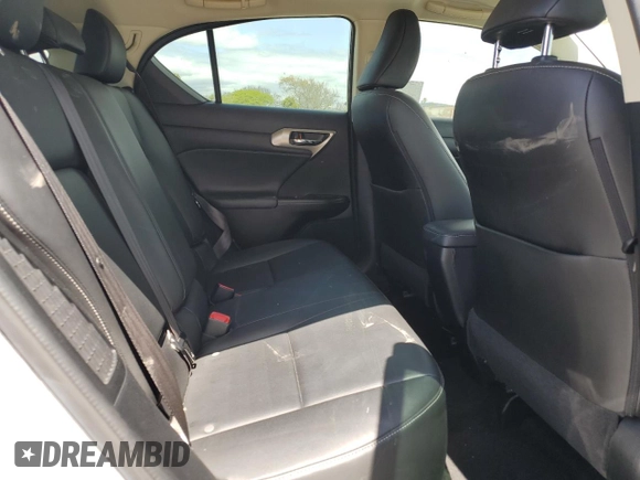 2016 Lexus CT 200h z VIN JTHKD5BH9G2263274, wystawiony jako Copart lot #53585255 z przebiegiem 87 797 mil mil oraz Szkoda całkowita • Salvage title. Historia ofert i sprzedaży dostępna na DreamBid. Obrazek 10.