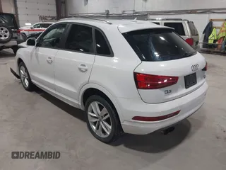2017 Audi Q3 Premium z VIN WA1ECCFS0HR009385, wystawiony jako IAAI lot #42042437 z przebiegiem 110 341 mil mil oraz . Historia ofert i sprzedaży dostępna na DreamBid. Obrazek 3.
