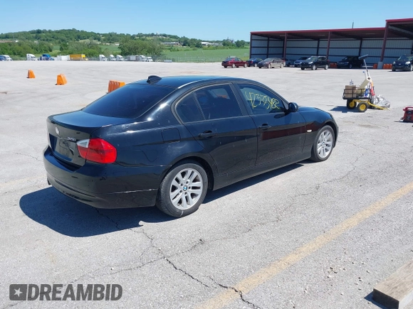 2006 BMW 3 Series 325i с VIN WBAVB13516KX42866, выставлен на аукционе IAAI как лот 42335482 с пробегом 194 694 миль миль и . История ставок и продаж доступна на DreamBid. Изображение 4.