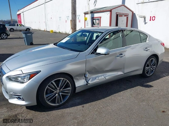 2015 Infiniti Q50 Premium with VIN JN1BV7AP3FM335661, listed as a IAAI auction lot 41701903 with 71,037 mi miles. Bid and sale history available at carsss.com. Image 6.