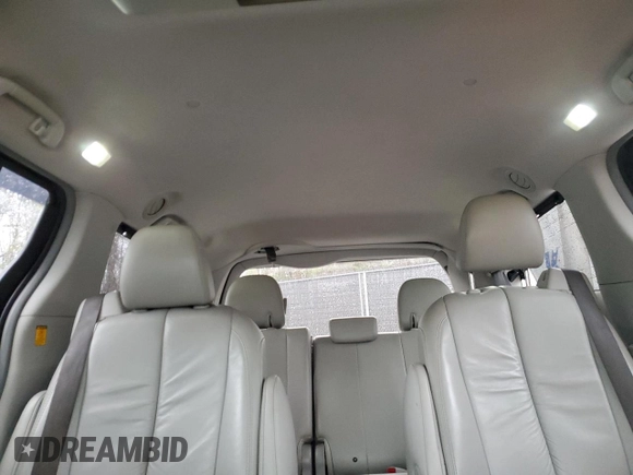 2011 Toyota Sienna XLE with VIN 5TDDK3DC2BS006769, listed as a Copart auction lot 48713455 with 136,348 mi miles and Salvage Title. Bid and sale history available at carsss.com. Image 10.