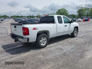2009 Chevrolet Silverado 1500 LT with VIN 1GCEK290X9Z291310, listed as a IAAI auction lot 42055477 with 154,712 mi miles and . Bid and sale history available at DreamBid. Image 4.