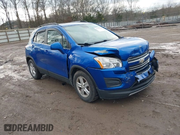 2015 Chevrolet Trax LT with VIN KL7CJLSB2FB064013, listed as a IAAI auction lot 41249924 with 62,288 mi miles. Bid and sale history available at carsss.com. Image 1.