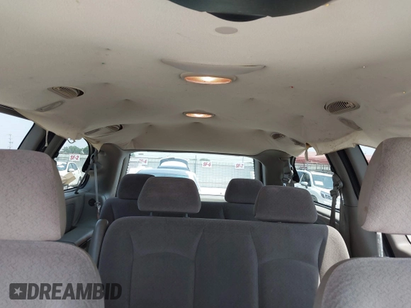 2001 Dodge Caravan Sport with VIN 2B4GP44331R262380, listed as a IAAI auction lot 42317023 with 219,264 mi miles and . Bid and sale history available at DreamBid. Image 8.