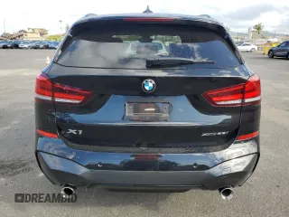 2022 BMW X1 xDrive28i z VIN WBXJG9C08N5V03613, wystawiony jako Copart lot #47483485 z przebiegiem 7 296 mil mil oraz Czysty tytuł • Clean title. Historia ofert i sprzedaży dostępna na DreamBid. Obrazek 6.