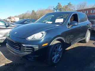 2016 Porsche Cayenne with VIN WP1AA2A28GKA37162, listed as a IAAI auction lot 41424921 with 95,717 mi miles. Bid and sale history available at carsss.com. Image 17.