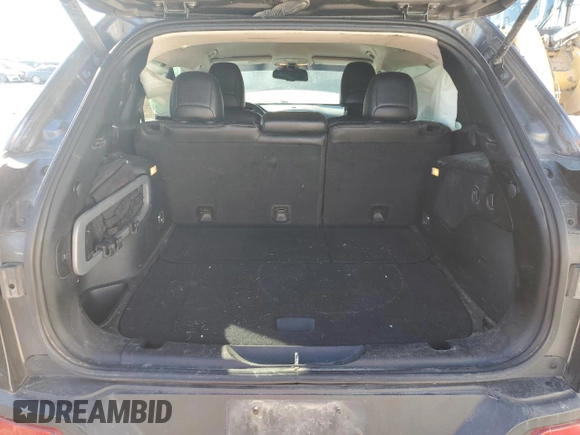 2014 Jeep Cherokee Trailhawk with VIN 1C4PJMBS1EW161642, listed as a Copart auction lot 46672345 with 196,908 mi miles and Salvage Title. Bid and sale history available at carsss.com. Image 6.