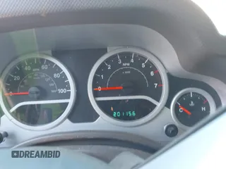2008 Jeep Wrangler Unlimited Sahara with VIN 1J4GA59128L608191, listed as a IAAI auction lot 42669266 with 201,156 mi miles and . Bid and sale history available at DreamBid. Image 7.