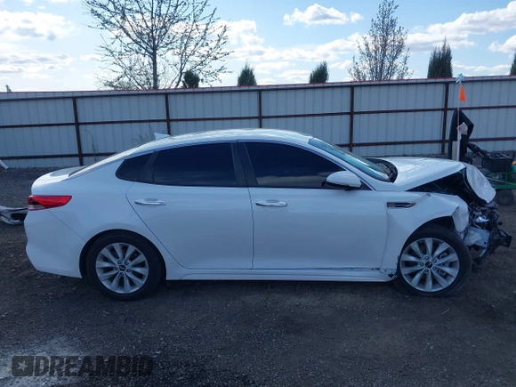 2017 Kia Optima LX with VIN 5XXGT4L39HG122708, listed as a IAAI auction lot 42024524 with 94,768 mi miles and . Bid and sale history available at carsss.com. Image 14.