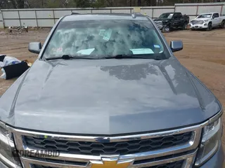 2018 Chevrolet Suburban LT with VIN 1GNSKHKC3JR207477, listed as a IAAI auction lot 41716372 with 168,601 mi miles. Bid and sale history available at carsss.com. Image 6.