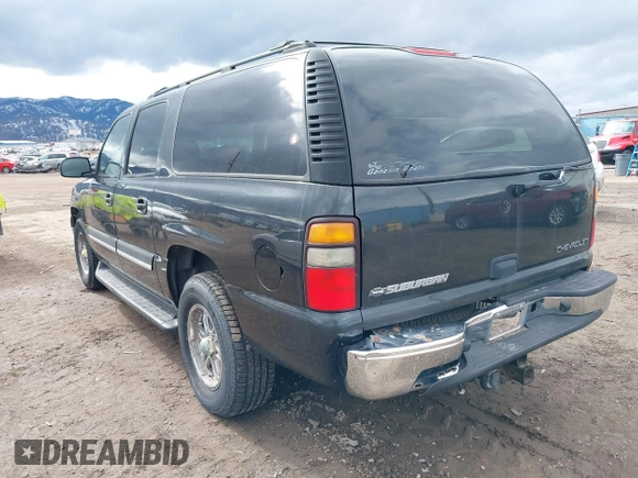 2004 Chevrolet Suburban LT with VIN 3GNEC16T84G317408, listed as a IAAI auction lot 41758444 with 296,784 mi miles. Bid and sale history available at carsss.com. Image 6.