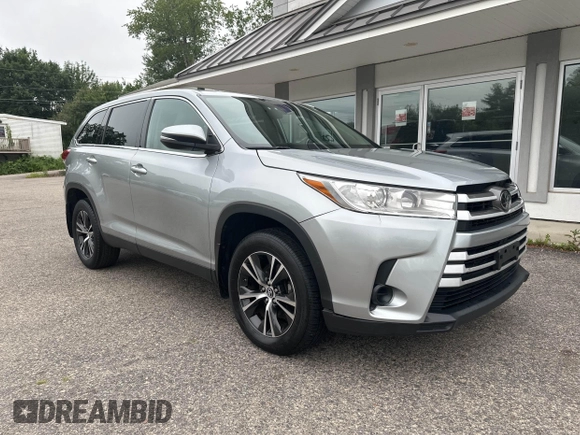 2019 Toyota Highlander LE with VIN 5TDBZRFH9KS945111, listed as a IAAI auction lot 42727416 with 179,416 mi miles and . Bid and sale history available at DreamBid. Image 1.