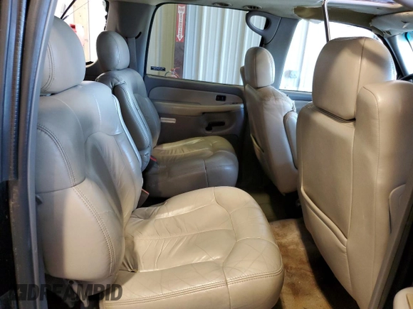 2000 Chevrolet Suburban LT with VIN 3GNEC16TXYG110718, listed as a Copart auction lot 74734314 with 208,488 mi miles and Salvage Title. Bid and sale history available at carsss.com. Image 11.