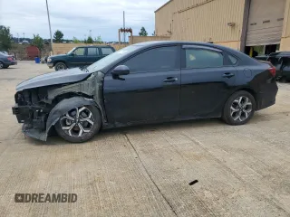 2021 Kia Forte LXS with VIN 3KPF24AD8ME401838, listed as a Copart auction lot 55129195 with 123,247 mi miles and Salvage title. Bid and sale history available at DreamBid. Image 1.