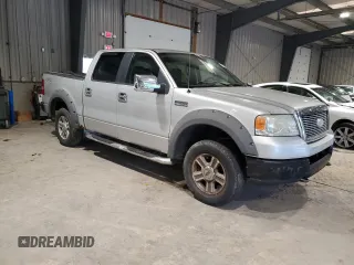 2008 Ford F-150 XLT z VIN 1FTPW14528FC15073, wystawiony jako Copart lot #61313705 z przebiegiem 184 417 mil mil oraz Czysty tytuł • Clean title. Historia ofert i sprzedaży dostępna na DreamBid. Obrazek 4.