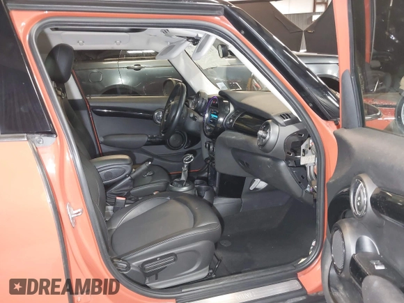 2019 MINI Hardtop 4 Door Cooper with VIN WMWXU1C58K2F82579, listed as a IAAI auction lot 42417562 with 45,915 mi miles and . Bid and sale history available at DreamBid. Image 5.