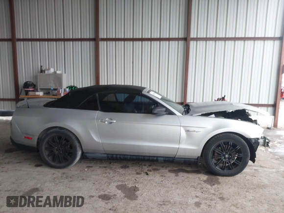 2011 Ford Mustang V6 with VIN 1ZVBP8EMXB5159321, listed as a IAAI auction lot 41451864 with 138,276 mi miles and . Bid and sale history available at DreamBid. Image 13.