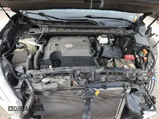 2017 Nissan Murano Platinum with VIN 5N1AZ2MH8HN135811, listed as a Copart auction lot 71277745 with 92,303 mi miles and Salvage title. Bid and sale history available at DreamBid. Image 17.