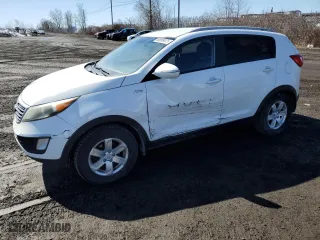 2013 Kia Sportage LX with VIN KNDPBCA27D7520025, listed as a Copart auction lot 50899875 with 195,391 mi miles and Salvage Title. Bid and sale history available at carsss.com. Image 1.