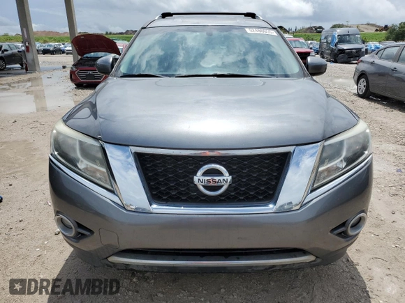 2015 Nissan Pathfinder SV with VIN 5N1AR2MN0FC637467, listed as a Copart auction lot 52480055 with 97,610 mi miles and Clean title. Bid and sale history available at DreamBid. Image 5.