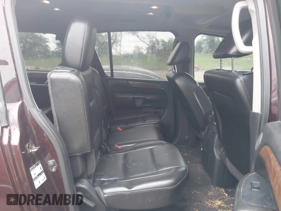 2014 Nissan Armada SL z VIN 5N1BA0NC8EN601509, wystawiony jako IAAI lot #42420782 z przebiegiem 131 717 mil mil oraz . Historia ofert i sprzedaży dostępna na DreamBid. Obrazek 8.