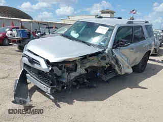 2020 Toyota 4Runner SR5 with VIN JTEZU5JR6L5224902, listed as a IAAI auction lot 42526718 with 75,673 mi miles and . Bid and sale history available at DreamBid. Image 19.